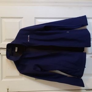 Lightweight water resistant Columbia jacket